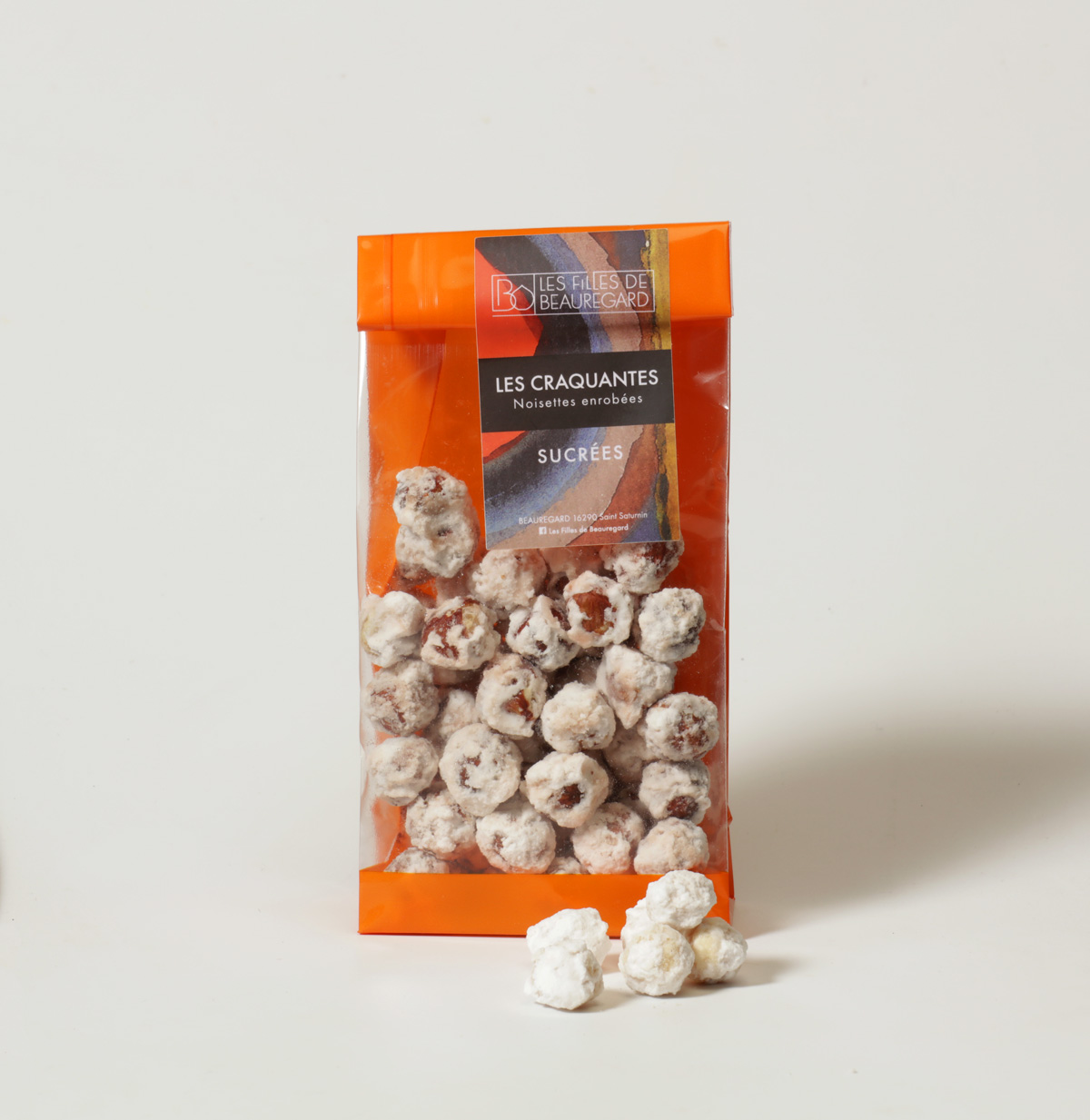 Sachet de noisettes françaises enrobées de sucre fabrication artisanale